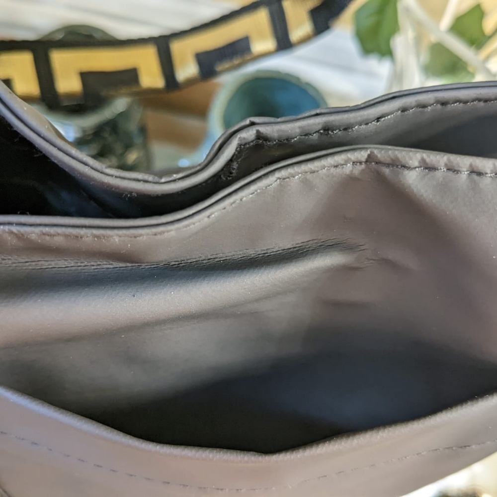 Versace bag - Picture 11 of 16